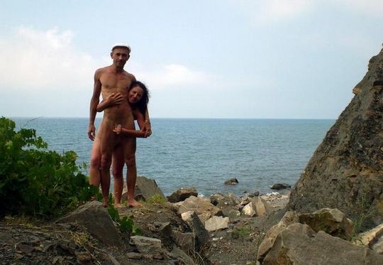 Крымские блудницы сношаются нагими на пляжах без комплексов